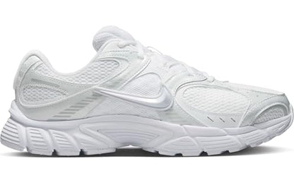 Nike Men's V5 RNR Black/Black/Anthracite 10 Medium