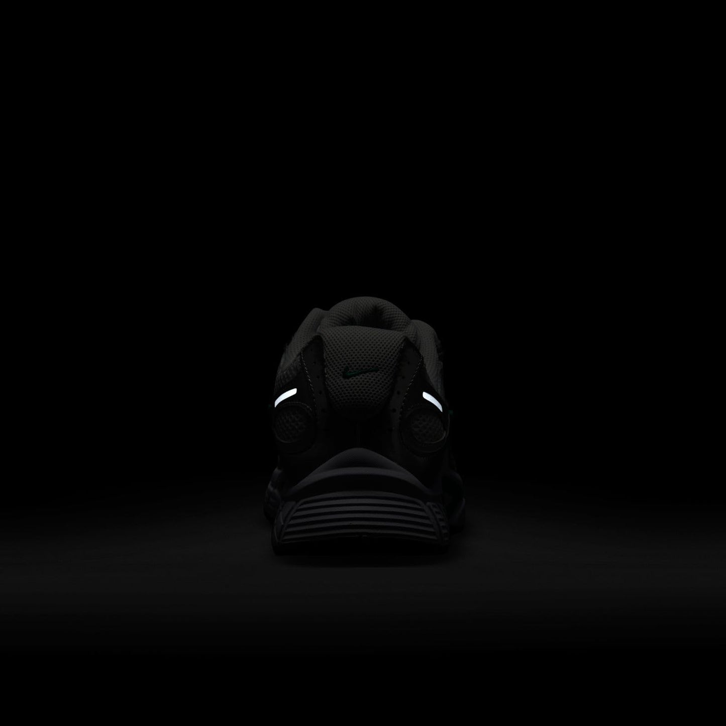 Nike Men's V5 RNR Black/Black/Anthracite 10 Medium