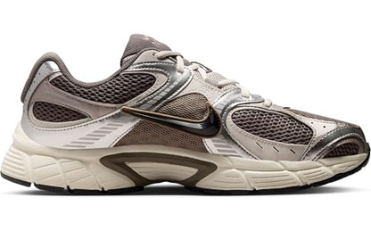 Nike Men's V5 RNR Black/Black/Anthracite 10 Medium