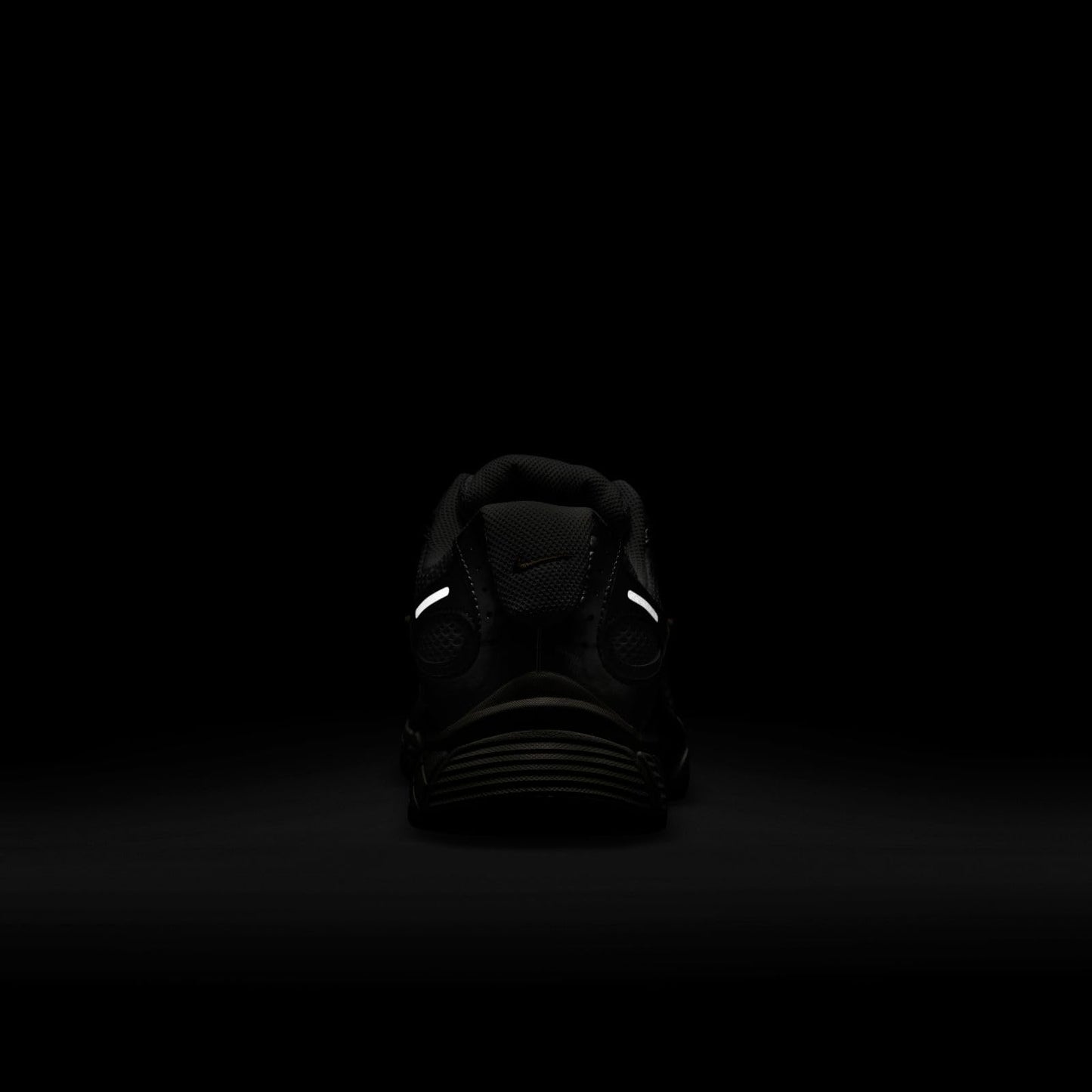 Nike Men's V5 RNR Black/Black/Anthracite 10 Medium