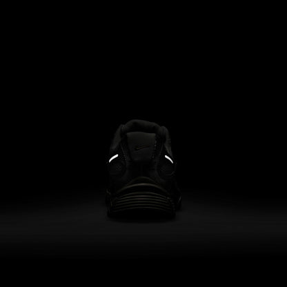 Nike Men's V5 RNR Black/Black/Anthracite 10 Medium