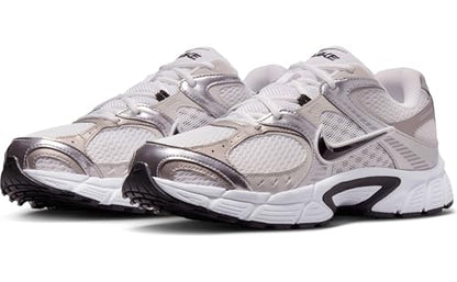 Nike Men's V5 RNR Black/Black/Anthracite 10 Medium