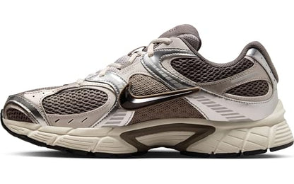 Nike Men's V5 RNR Black/Black/Anthracite 10 Medium