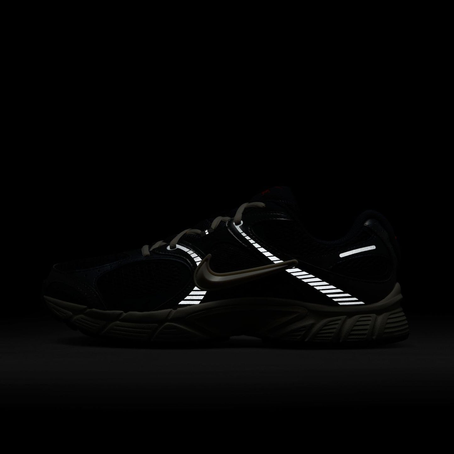 Nike Men's V5 RNR Black/Black/Anthracite 10 Medium