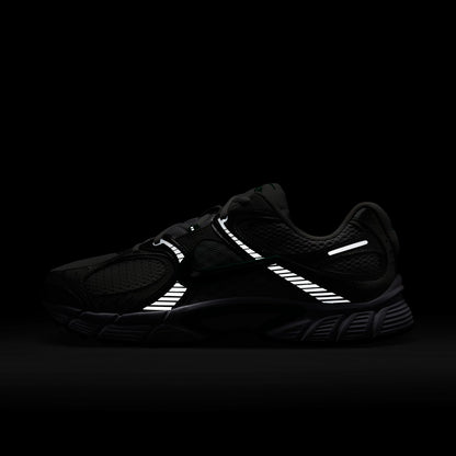 Nike Men's V5 RNR Black/Black/Anthracite 10 Medium