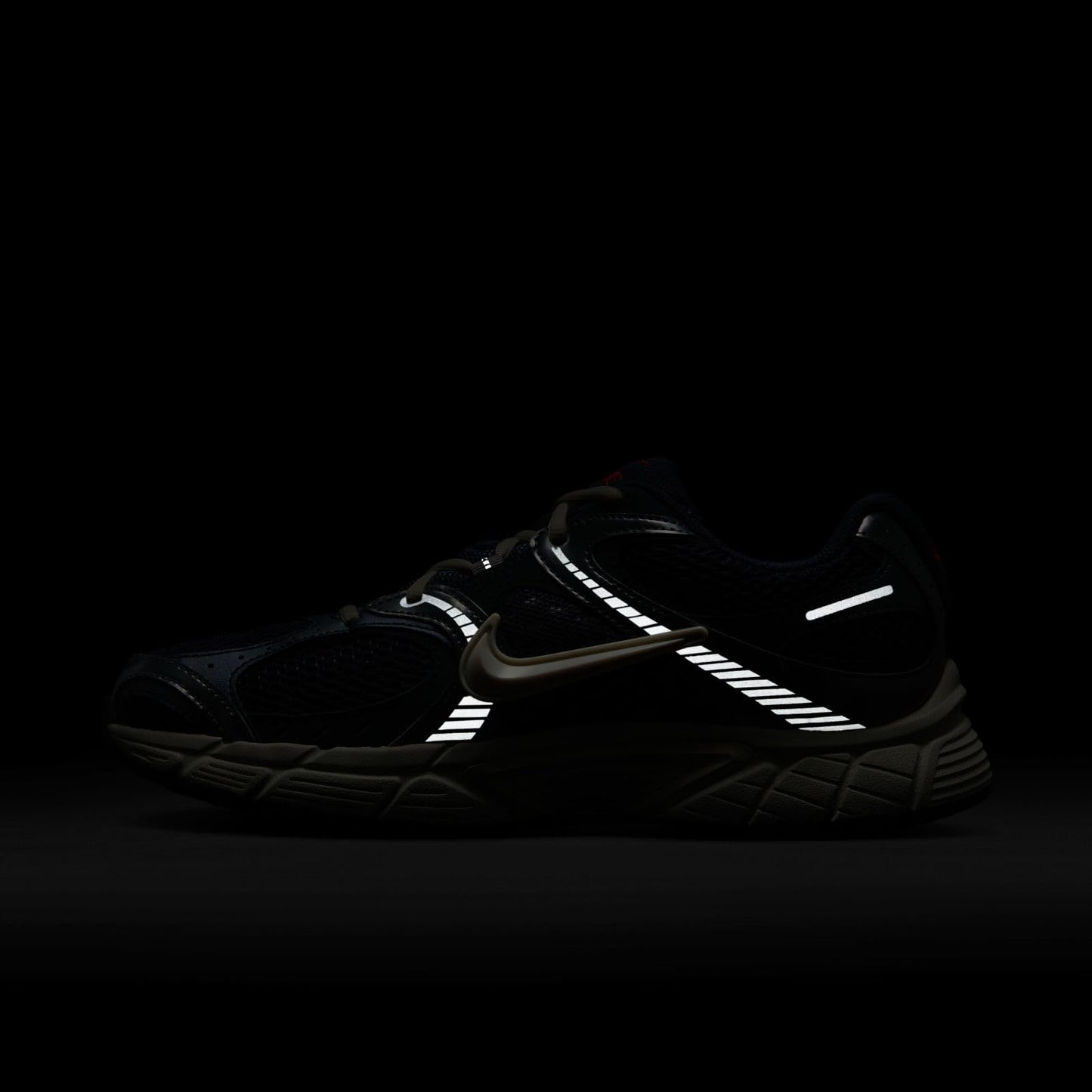 Nike Men's V5 RNR Black/Black/Anthracite 10 Medium