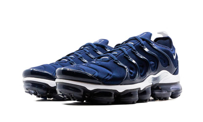 NIKE Unisex's Sneakers Gymnastics Shoes, Black Black Black Dark Grey 004, 10.5 AU