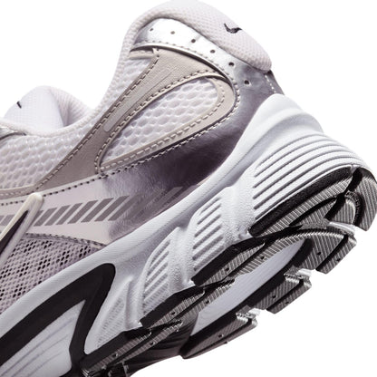 Nike Men's V5 RNR Black/Black/Anthracite 10 Medium