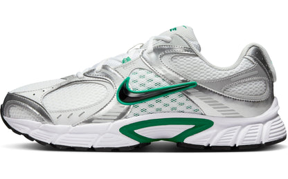 Nike Men's V5 RNR Black/Black/Anthracite 10 Medium