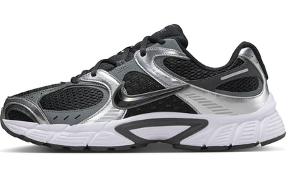 Nike Men's V5 RNR Black/Black/Anthracite 10 Medium