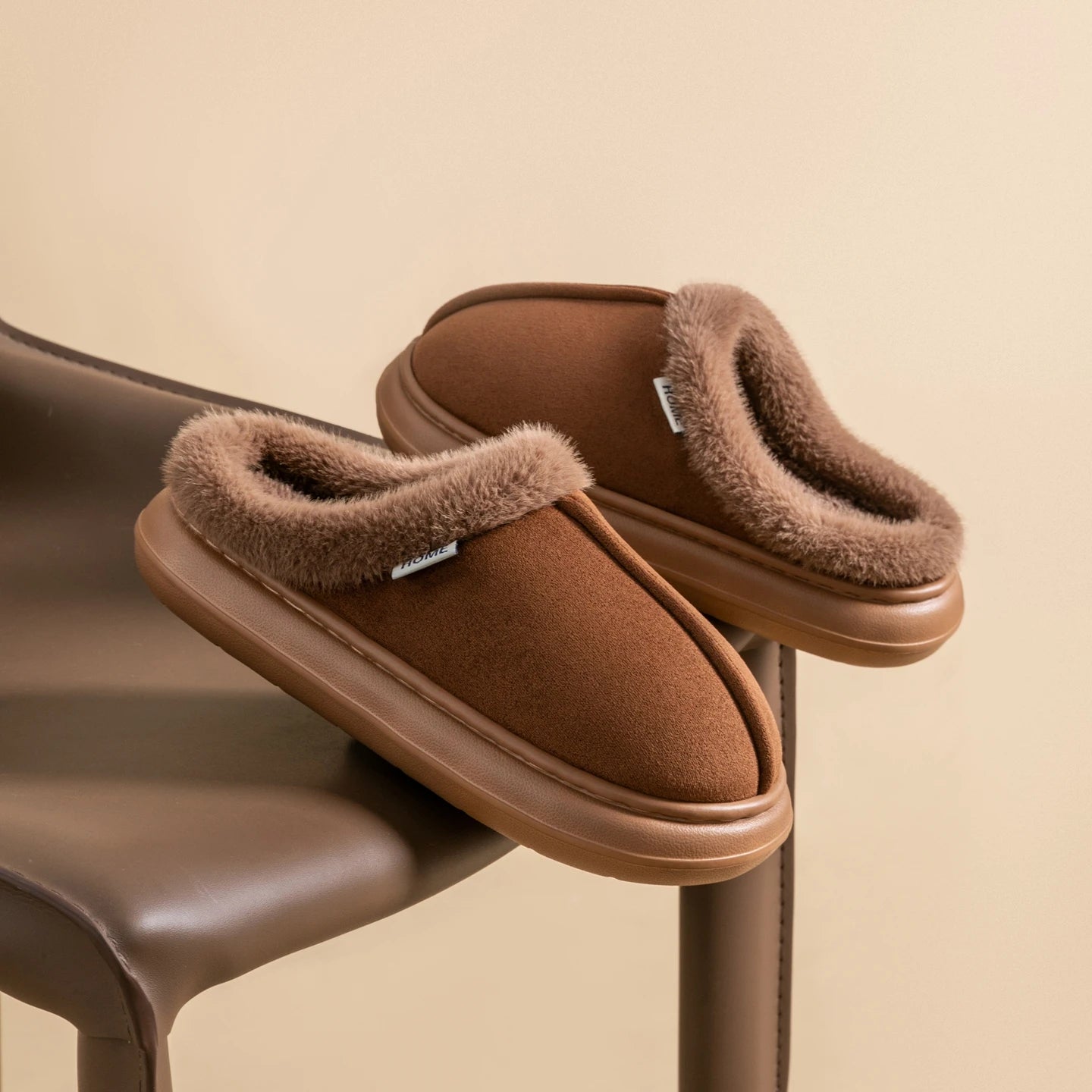 Men's Warm Non-Slip Slippers, Plush Fleece Lined Fuzzy House Shoes with Thick Sole for Indoor Home Use in Fall/Winter