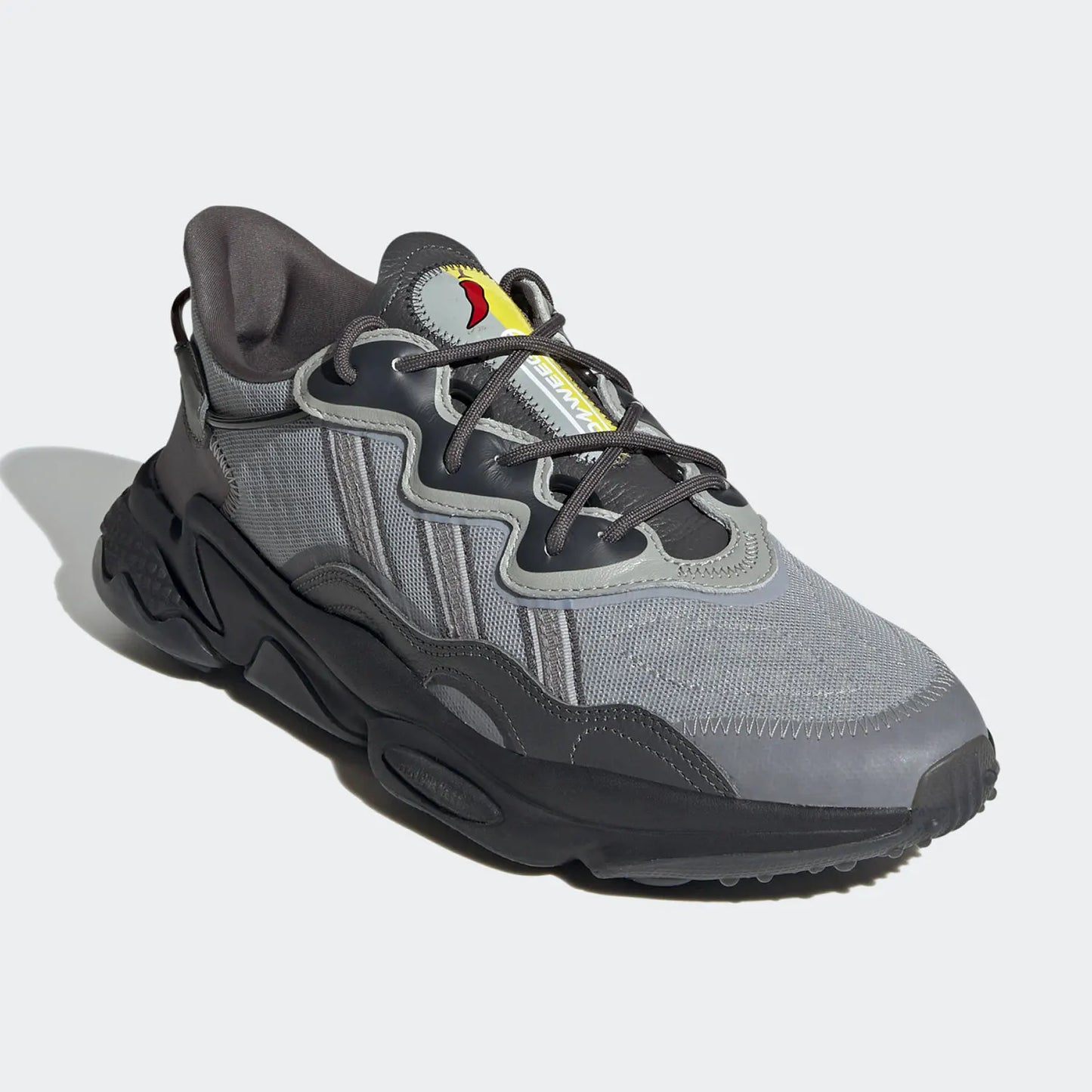 Adidas Official Genuine Originals OZWEEGO Unisex Classic Running Shoes GY1346