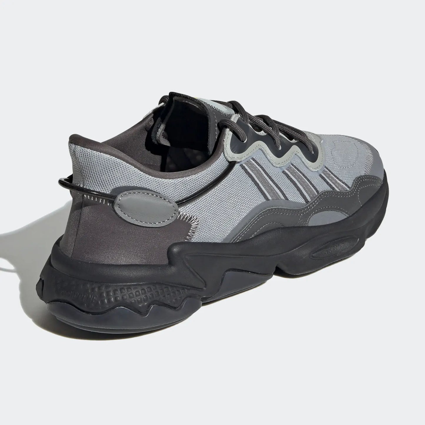 Adidas Official Genuine Originals OZWEEGO Unisex Classic Running Shoes GY1346