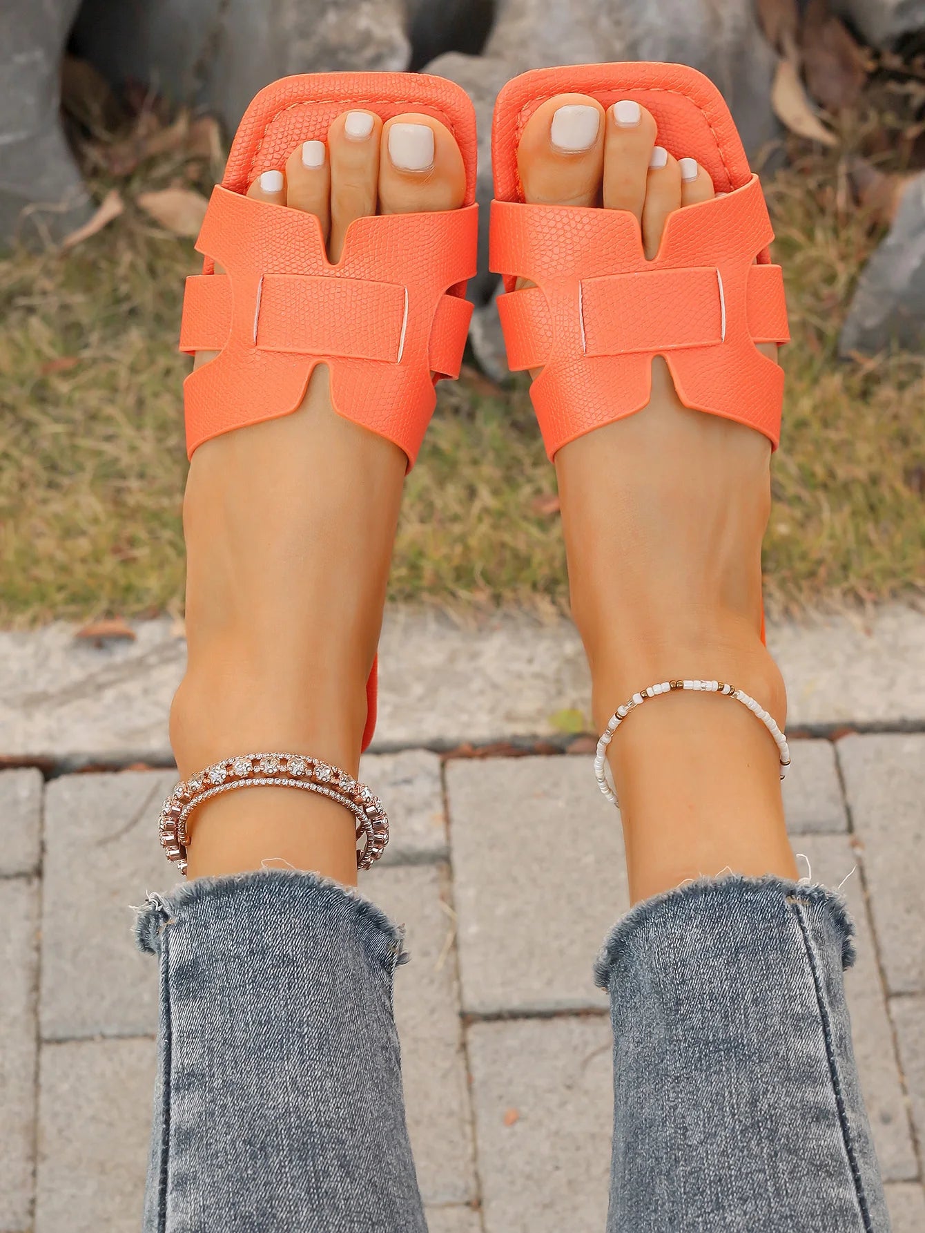 Women's Flat Sandals