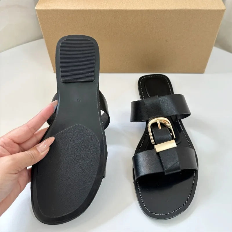 Women Flat Slipper with Metal Buckle Strap
